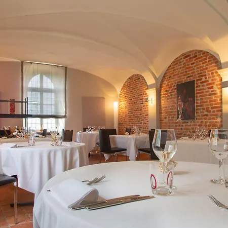 Castello Di Santa Vittoria 4* Santa Vittoria dʼAlba