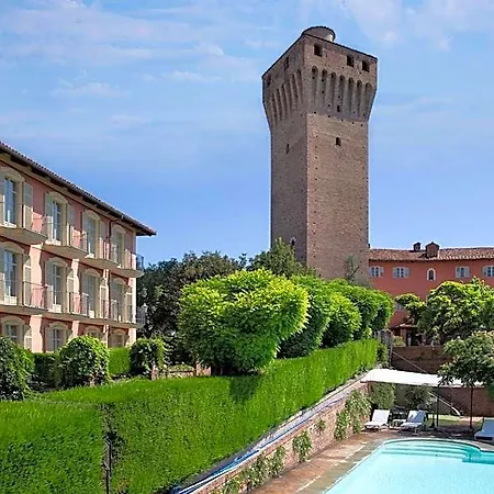 Castello Di Santa Vittoria 4*