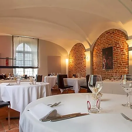 Otel Castello Di Santa Vittoria 4*