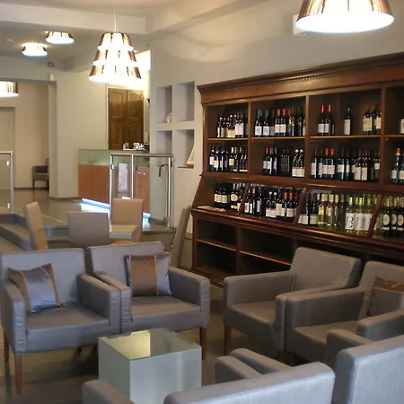 Castello Di Santa Vittoria Hotel Santa Vittoria dʼAlba