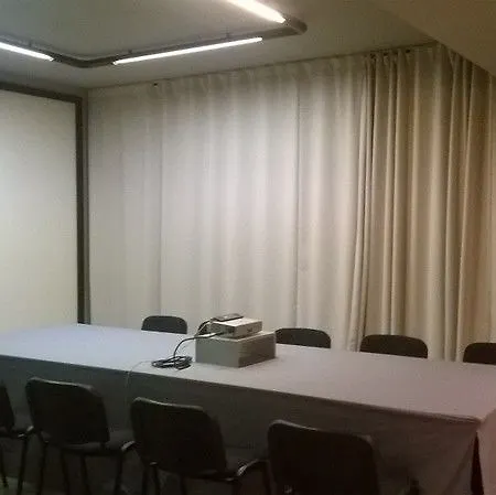 迪圣塔维多利亚城堡酒店 酒店