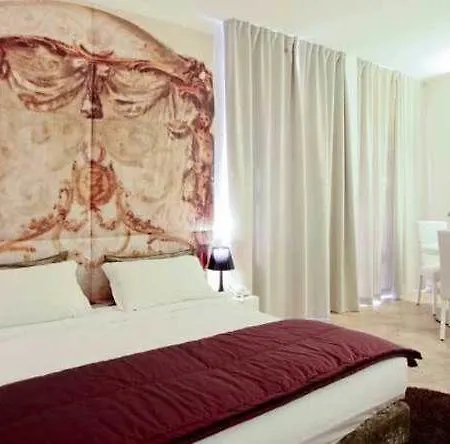 Castello Di Santa Vittoria 4* 산타 비토리아 달바