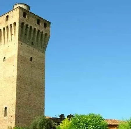 Castello Di Santa Vittoria Otel